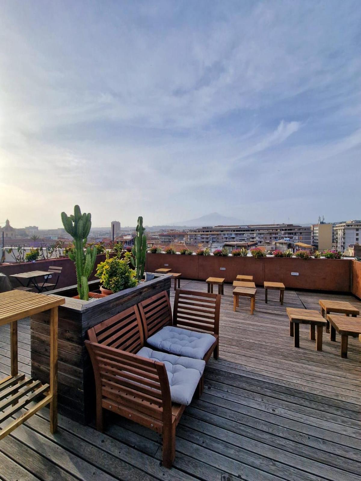 Terrazza Sangiuliano Bed & Breakfast Catania Exterior photo