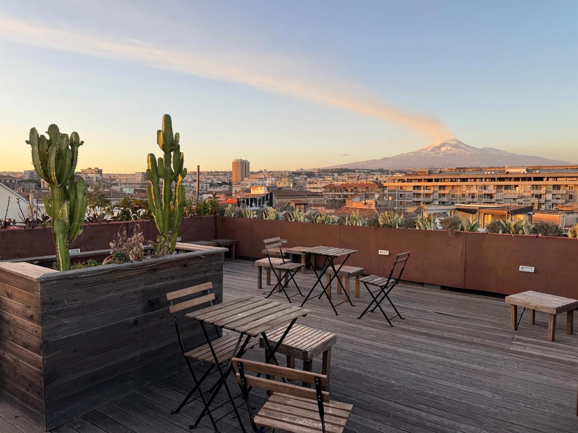 Terrazza Sangiuliano Bed & Breakfast Catania Exterior photo